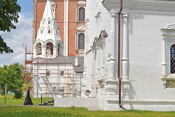 &laquo;Преображенский, что внутри города&raquo;